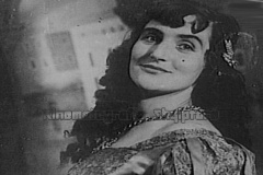 1556193190_625_Aktorja-Liza-Laska-rrefen-fillimet-ne-aktrim-me-Teatrin-popullor