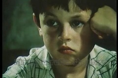 Nje-gjeneral-kapet-rob-1980.mp4_snapshot_21.37_2021.01.18_23.30.20