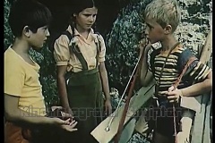 Nje-gjeneral-kapet-rob-1980.mp4_snapshot_40.51_2021.01.18_23.53.15