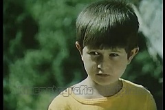 Nje-gjeneral-kapet-rob-1980.mp4_snapshot_09.26_2021.01.18_23.08.20